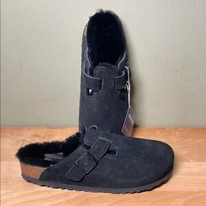 Birkenstock Boston Fur Clogs - Black